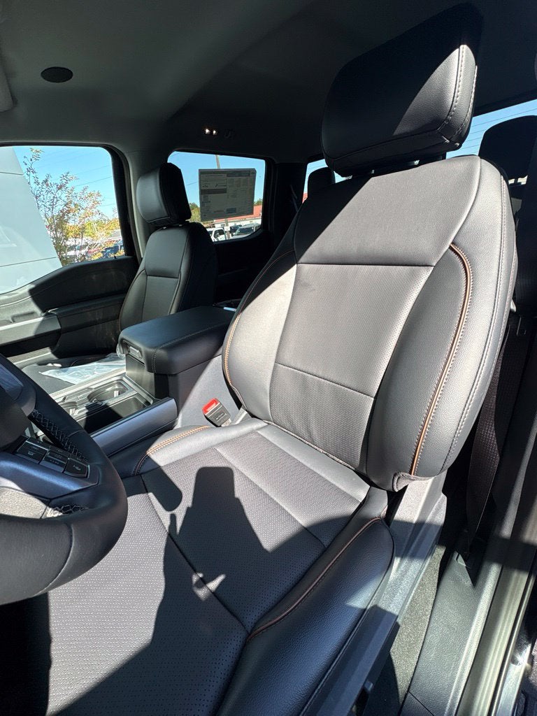 2027 Ford F-350SD Lariat