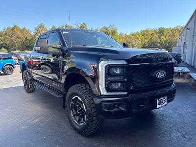 2027 Ford F-350SD Lariat