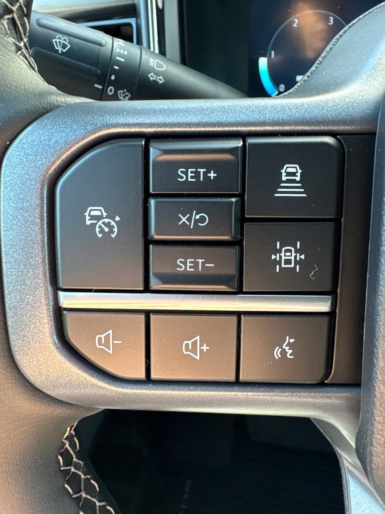 2027 Ford F-350SD Lariat