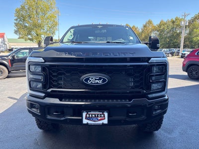 2027 Ford F-350SD Lariat