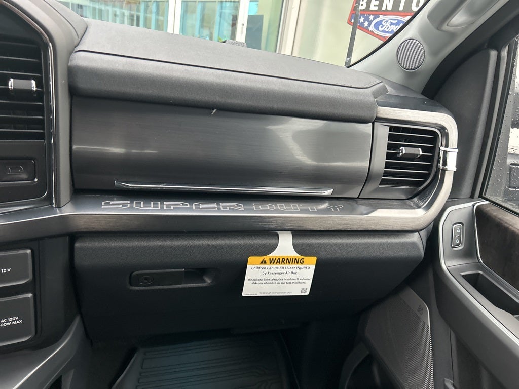 2026 Ford F-350SD Lariat