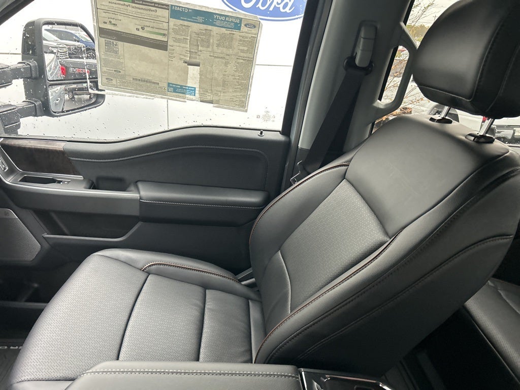 2026 Ford F-350SD Lariat