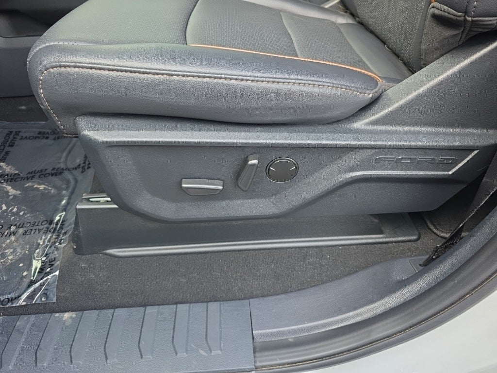 2025 Ford F-350SD Lariat