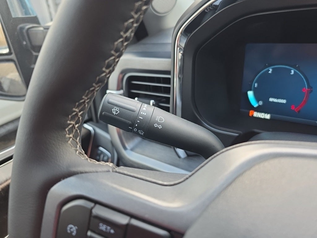 2025 Ford F-350SD Lariat