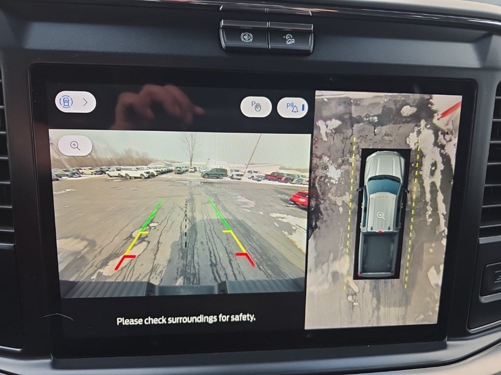 2025 Ford F-350SD Lariat