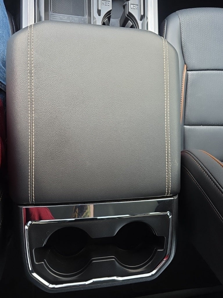 2025 Ford F-350SD Lariat