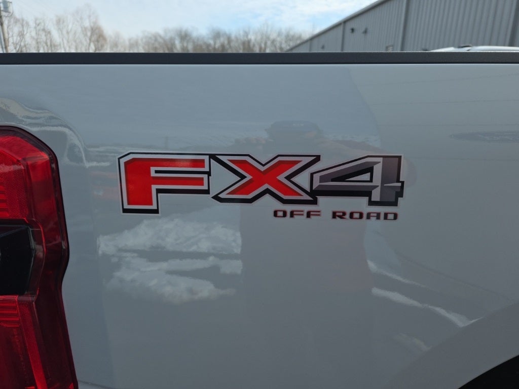 2025 Ford F-350SD Lariat