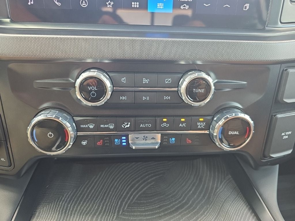 2023 Ford F-450SD Platinum DRW