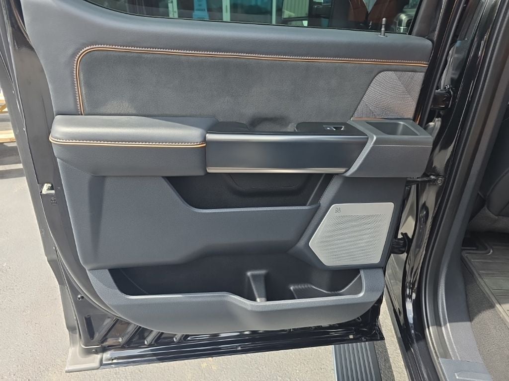 2023 Ford F-450SD Platinum DRW