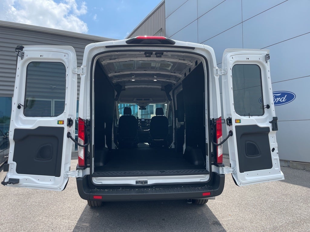 2025 Ford Transit-250 Base