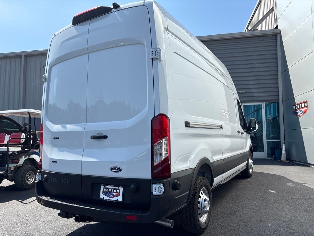 2027 Ford Transit-250 Base