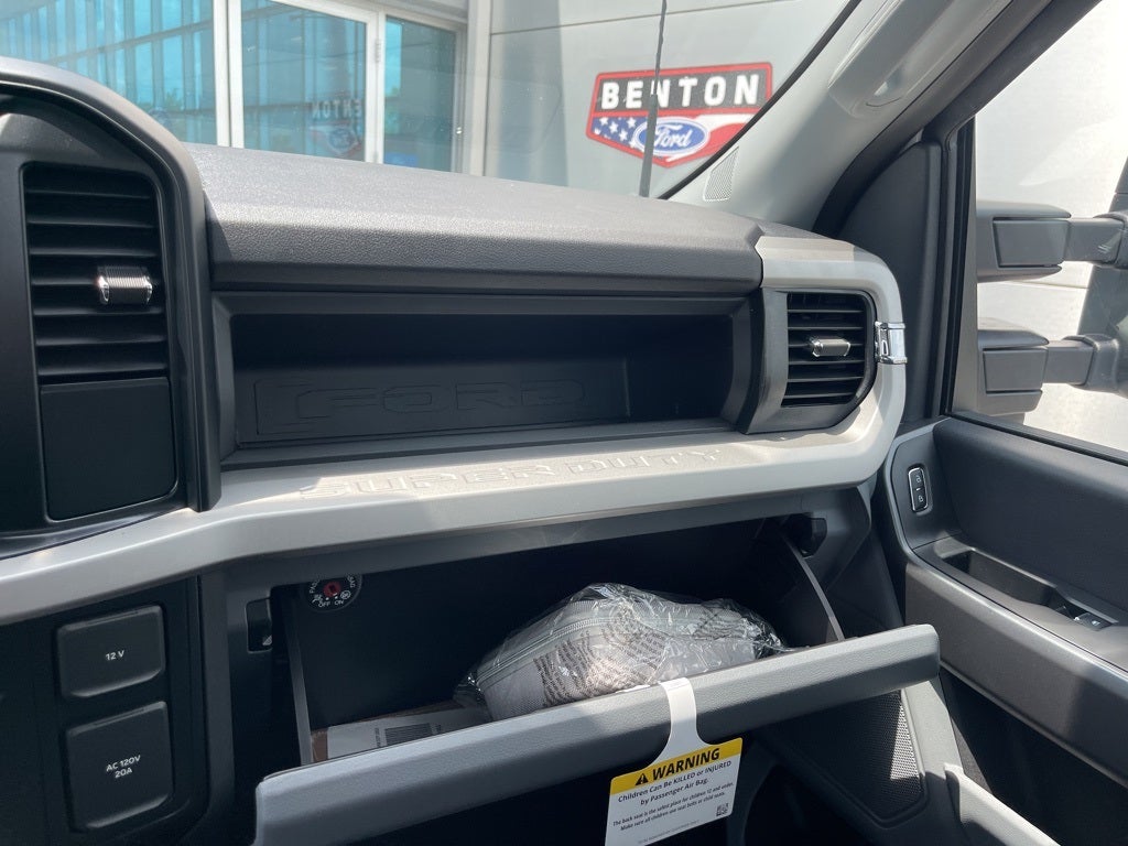 2025 Ford F-350SD XL