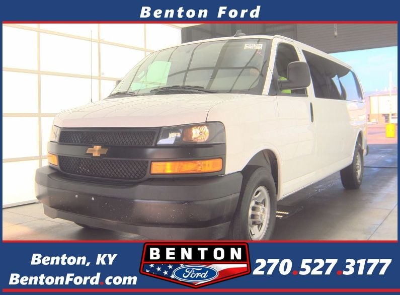 2025 Chevrolet Express 3500 LS Passenger
