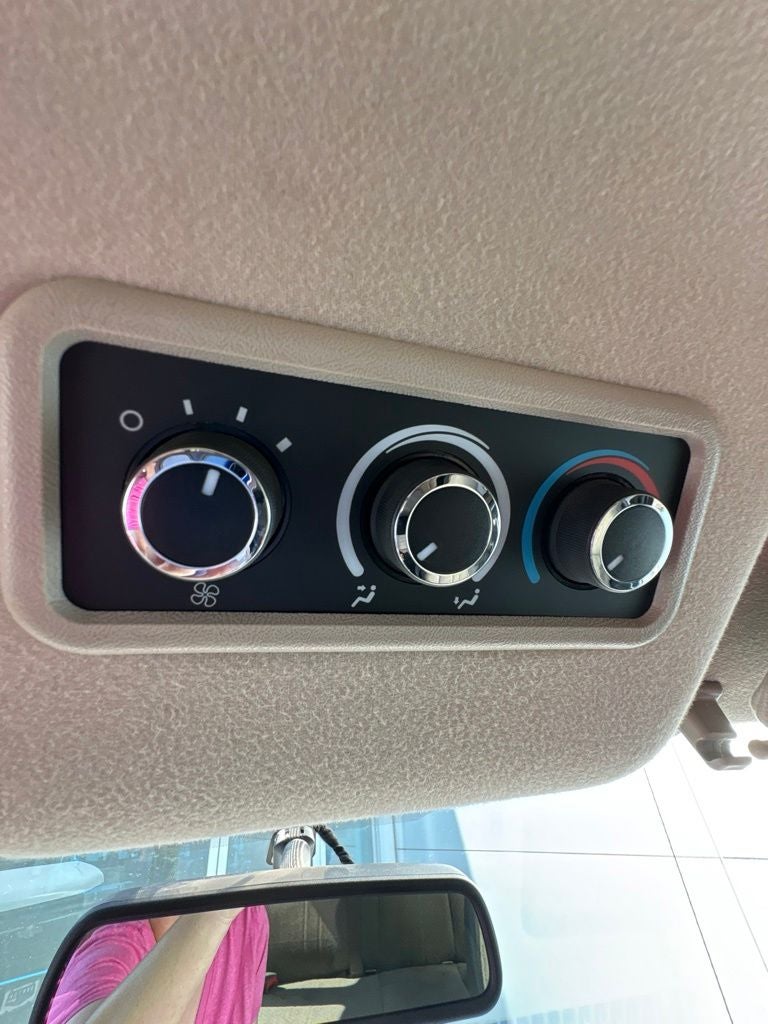 2025 Chevrolet Express 3500 LS Passenger