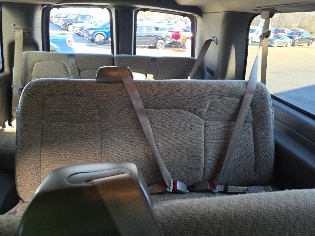 2023 Chevrolet Express 3500 LS Passenger