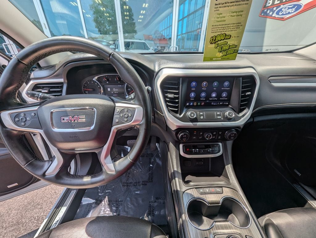 2023 GMC Acadia SLT