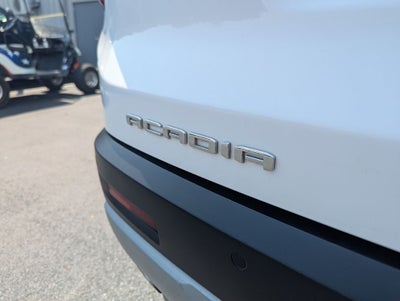 2023 GMC Acadia SLT