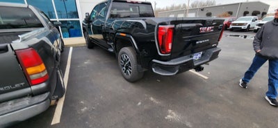 2023 GMC Sierra 2500HD AT4