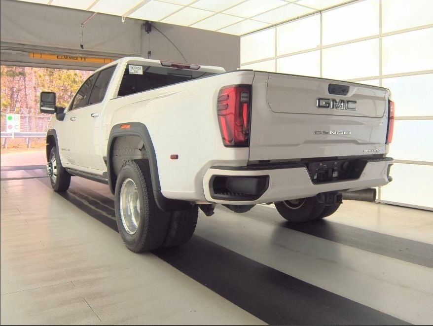 2024 GMC Sierra 3500HD Denali Ultimate