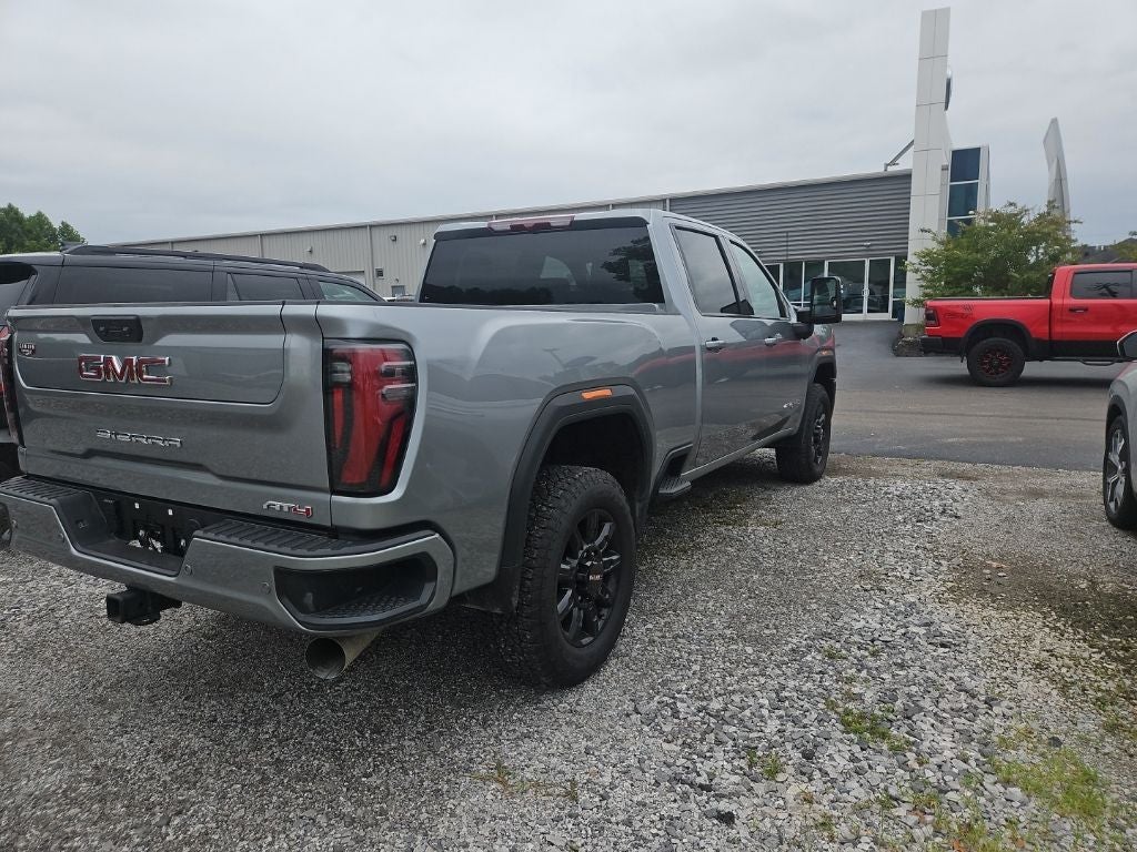2025 GMC Sierra 2500HD AT4