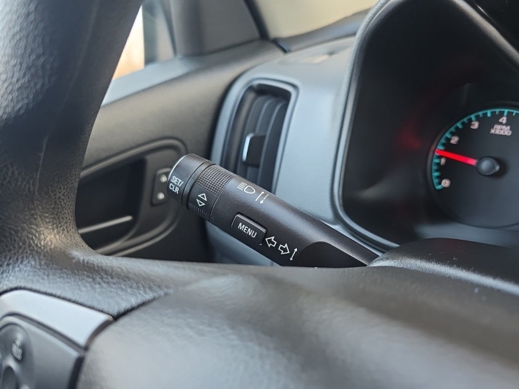 2022 GMC Canyon Elevation Standard