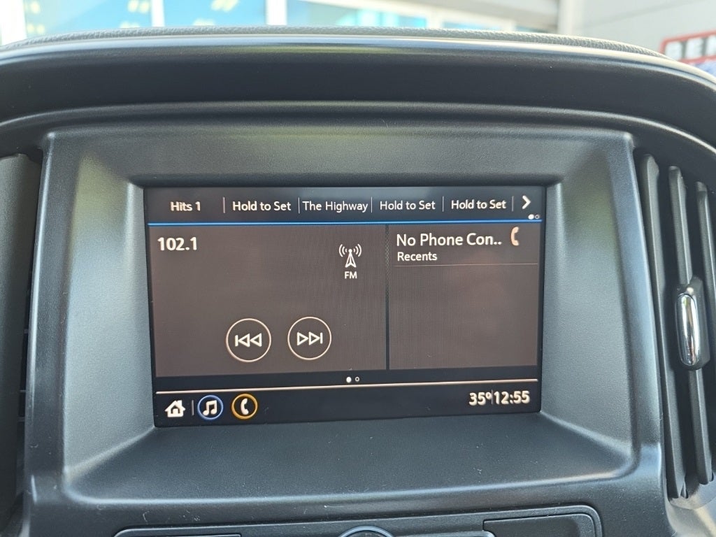 2022 GMC Canyon Elevation Standard