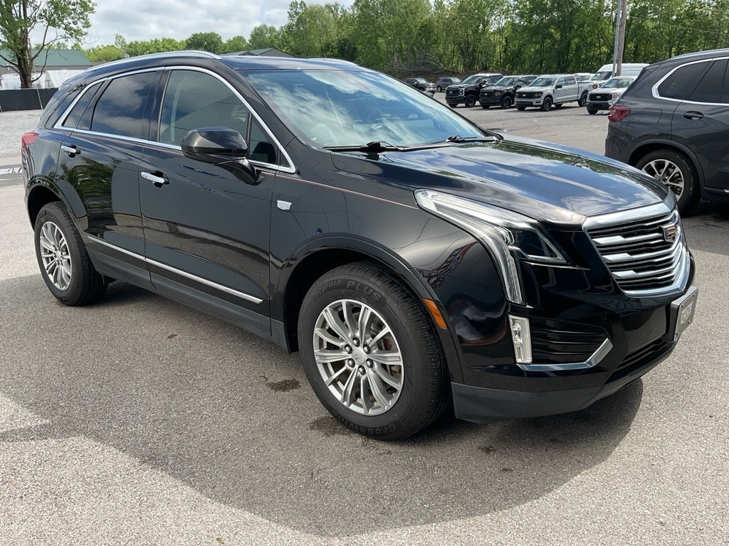 Used 2017 Cadillac XT5 Luxury with VIN 1GYKNDRS9HZ103795 for sale in Benton, KY