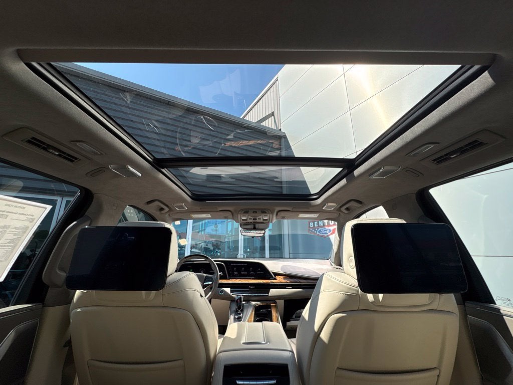 2022 Cadillac Escalade Sport Platinum