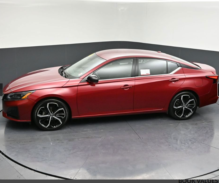 2023 Nissan Altima 2.5 SR