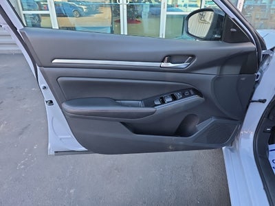 2025 Nissan Altima 2.5 SR