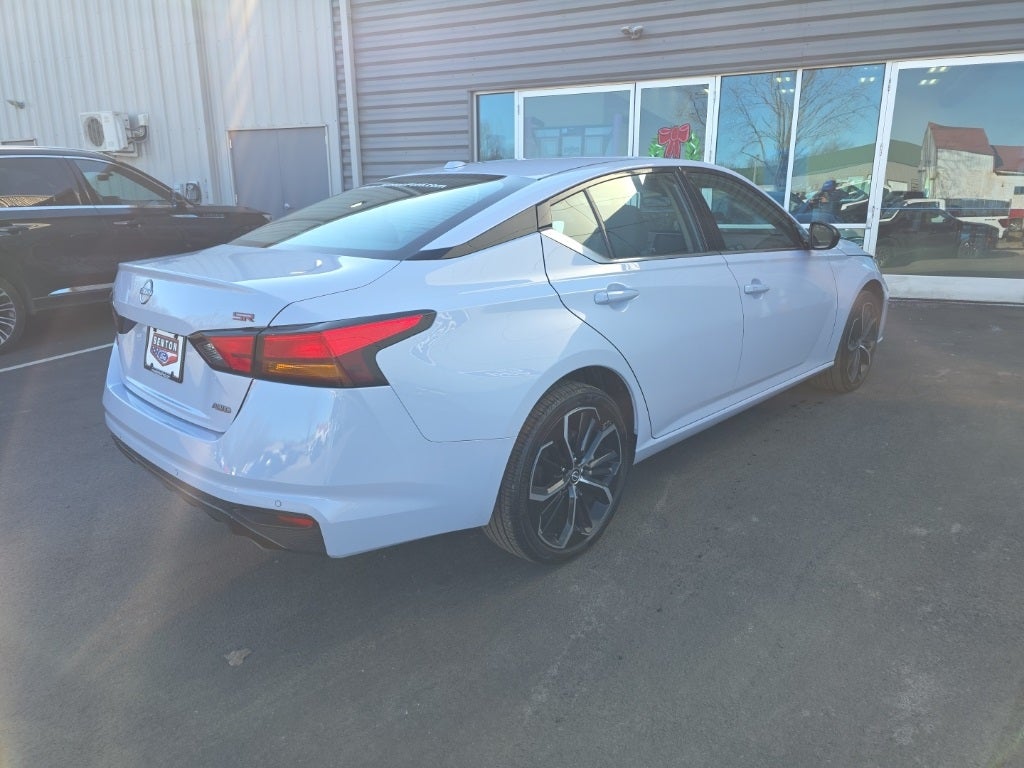 2025 Nissan Altima 2.5 SR