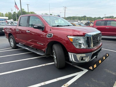 2017 Nissan Titan SV