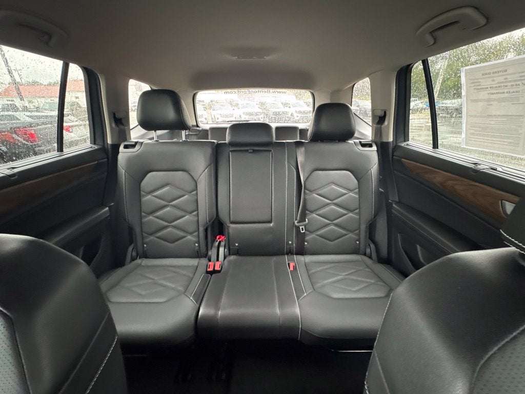 2025 Volkswagen Atlas 2.0T SE w/Technology
