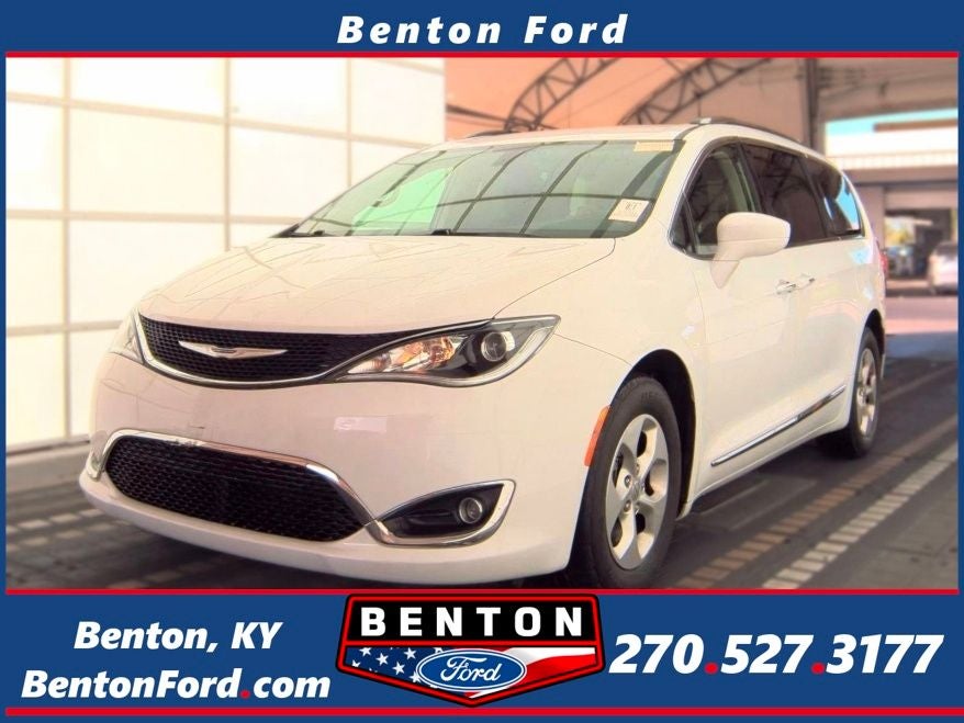 2017 Chrysler Pacifica Touring L Plus