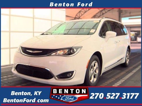 2017 Chrysler Pacifica Touring L Plus