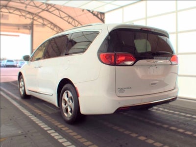 2017 Chrysler Pacifica Touring L Plus