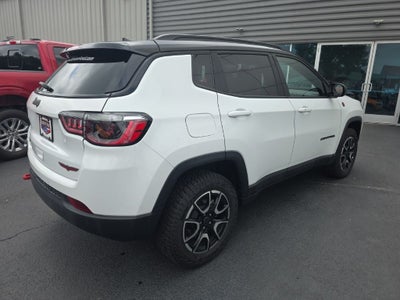 2025 Jeep Compass Trailhawk