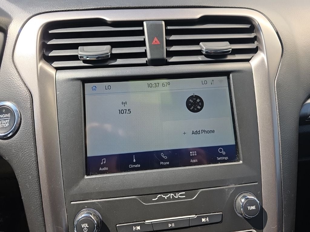 2020 Ford Fusion SE