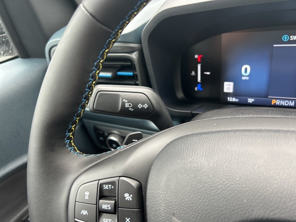 2025 Ford Maverick Lobo High