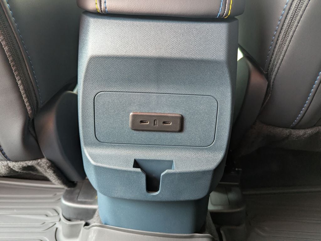 2026 Ford Maverick Lobo Standard