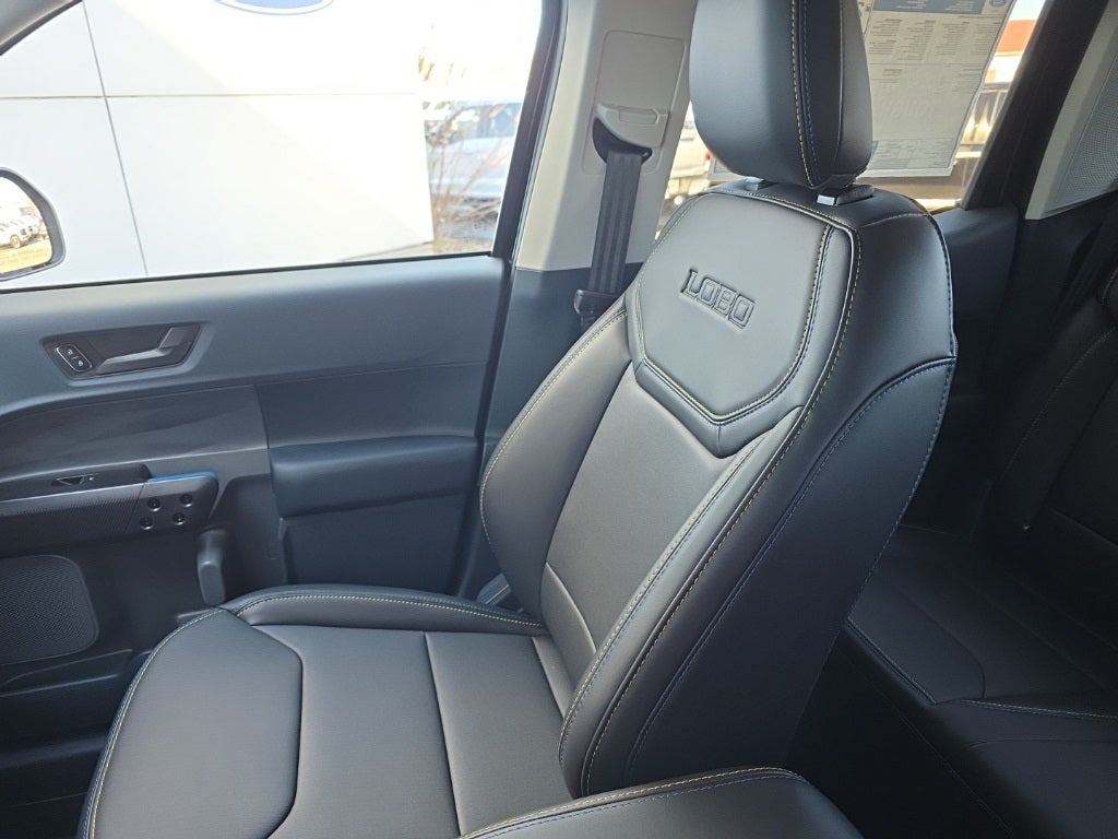 2026 Ford Maverick Lobo Standard