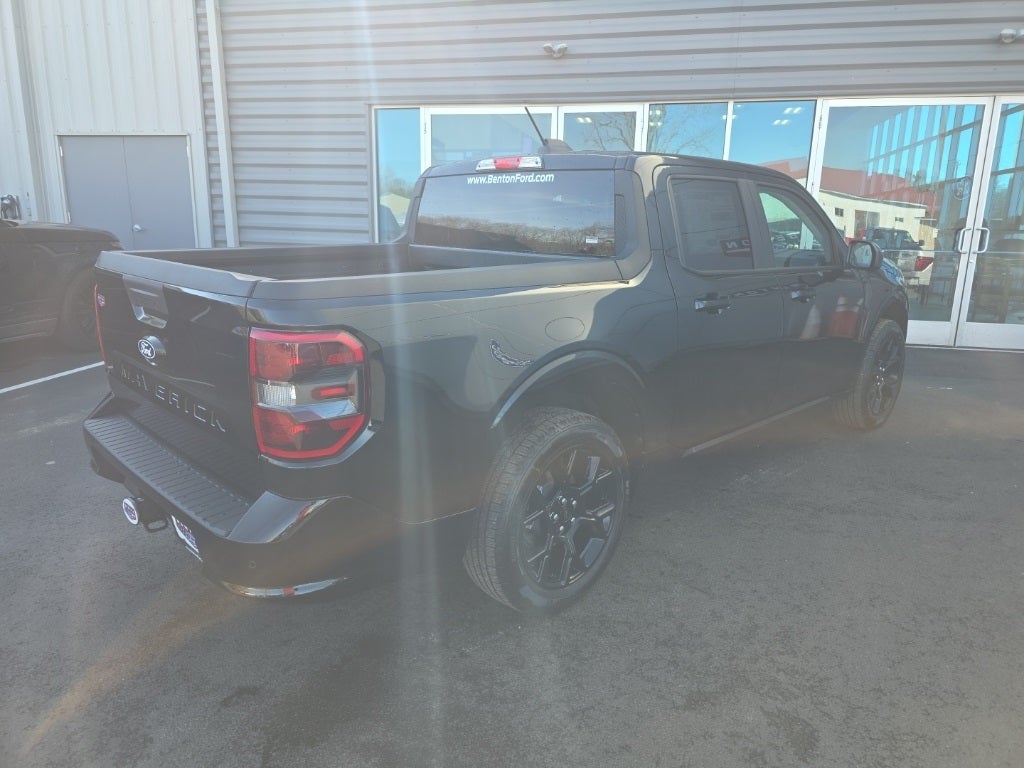 2026 Ford Maverick Lobo Standard