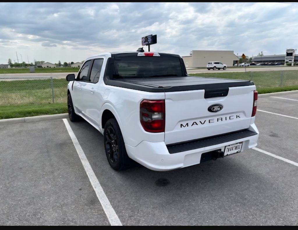2025 Ford Maverick Lobo Standard