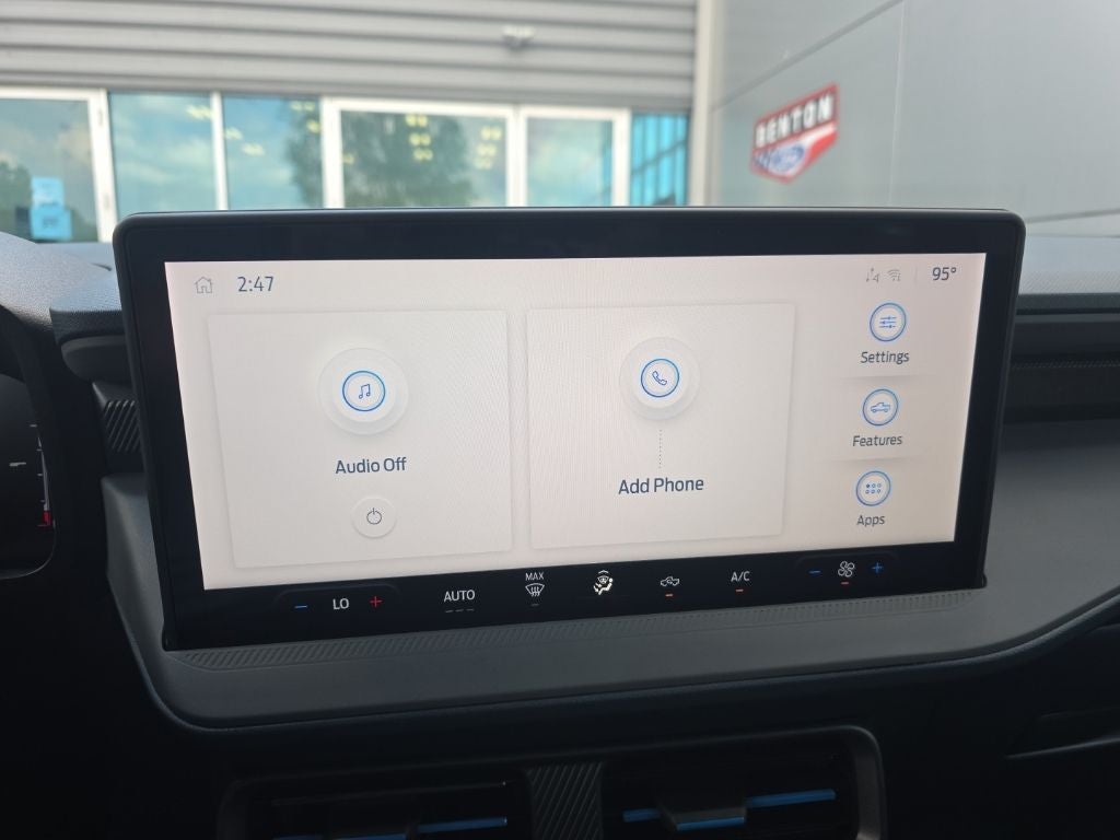 2026 Ford Maverick Lobo Standard