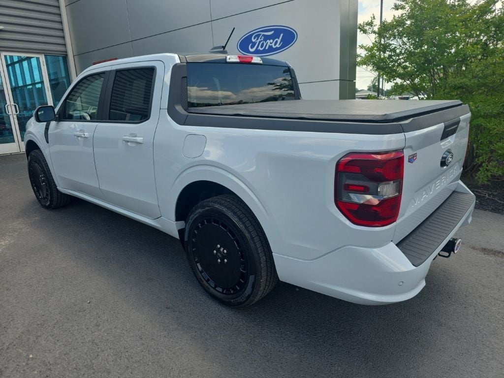 2026 Ford Maverick Lobo Standard