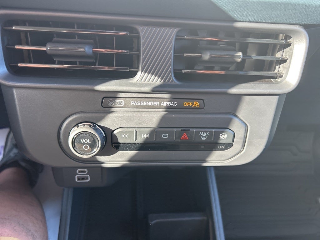 2025 Ford Maverick XL