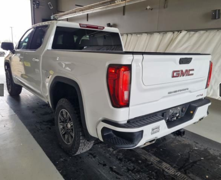 2025 GMC Sierra 1500 AT4