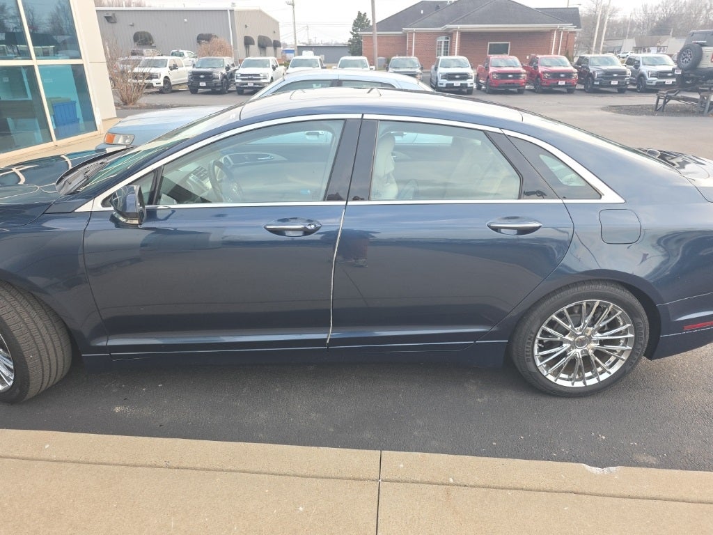 2017 Lincoln MKZ Select