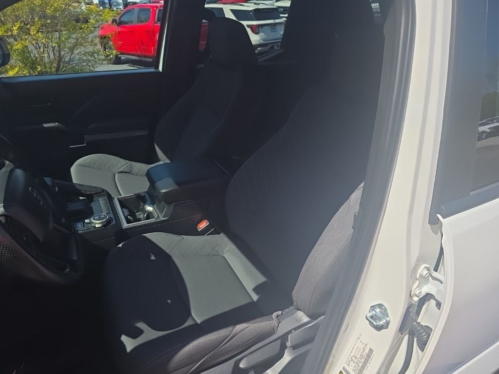 2025 Toyota Tacoma SR5