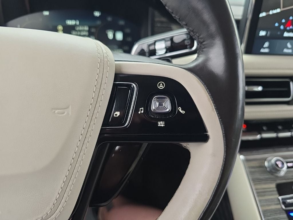 2021 Lincoln Aviator Black Label